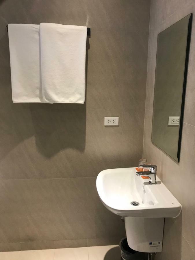 Maxx Hotel Ortigas Pasig City المظهر الخارجي الصورة